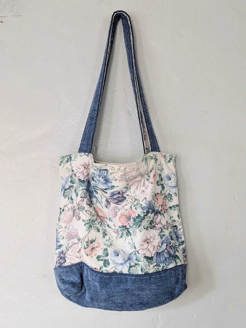 Vintage Isabella Rose Floral Tapestry Tote Bag Blue Corduroy Cottagecore Shoulde